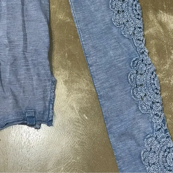 We The Free People Blue Long Sleeve Shirt Button Crochet Small NWT - Picture 5 of 7